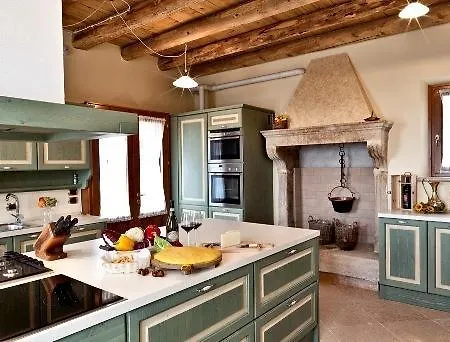 Kır Evi Agriturismo Casa Maffei *
